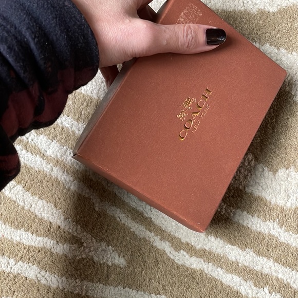 New Coach box and receipts set - Picture 8 of 8